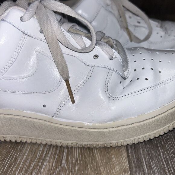 Nike Men’s US Size 9 Air Force 1 Low Triple White Shoes 315122-111 Repainted - Picture 2 of 15